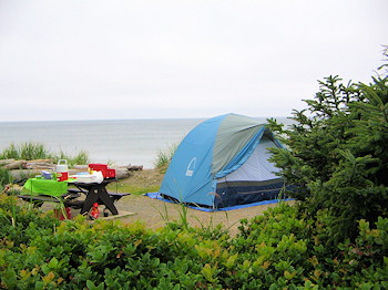 Camping at Agate beach Campground, Naikoon Provincial Park